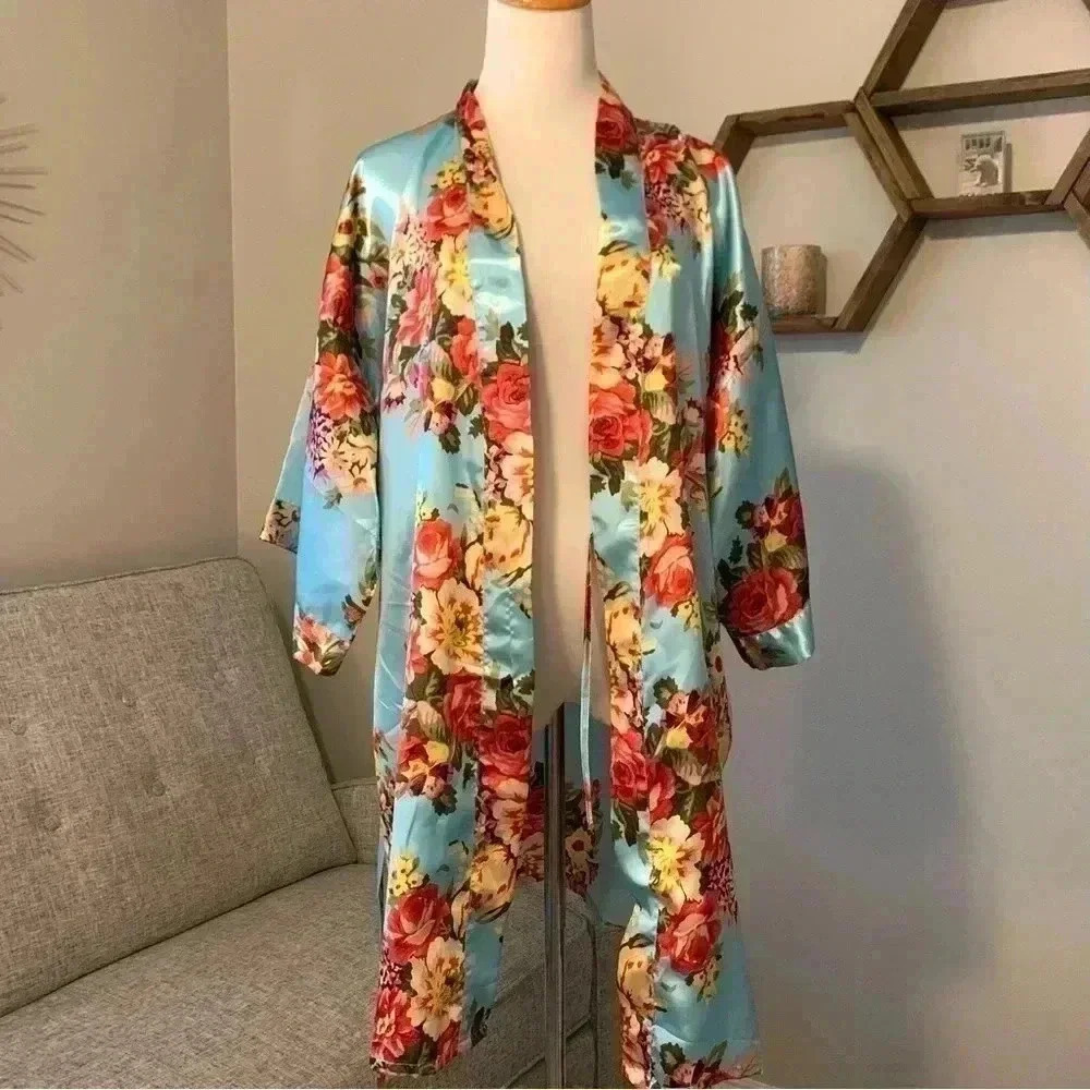 Silky light blue floral robe with tie